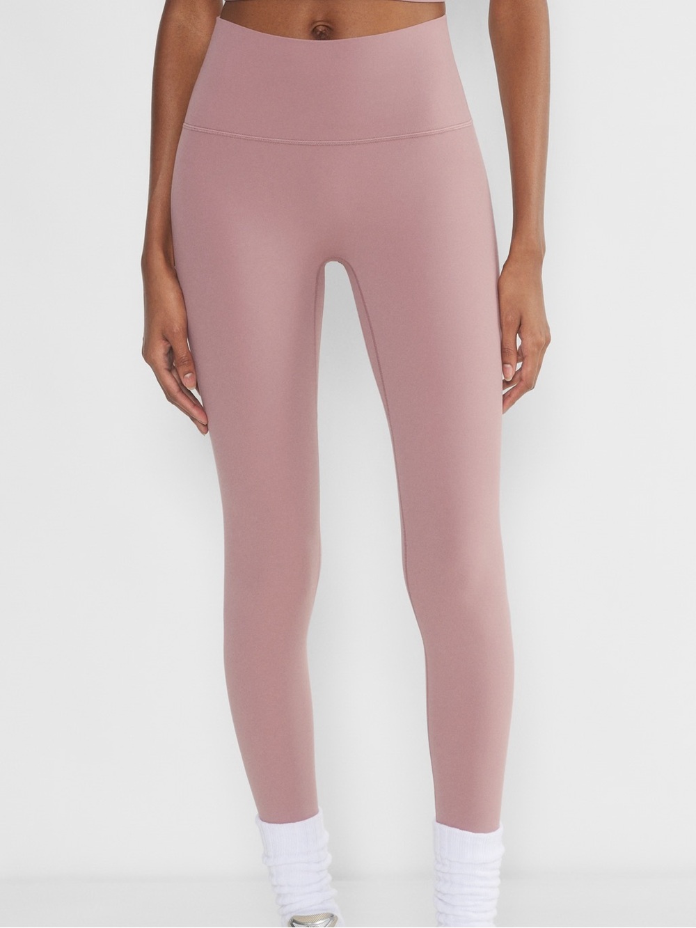 Aritzia Butter Cheeky Hi-rise Legging